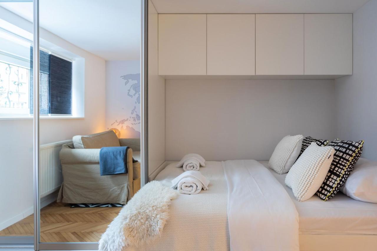 Апартаменти Modern Studio Near British Square Загреб Екстер'єр фото